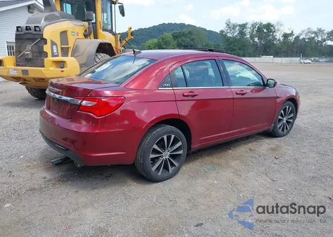 2011 Chrysler 200 S из США, поврежденный, VIN 1C3BC8FG7BN567044